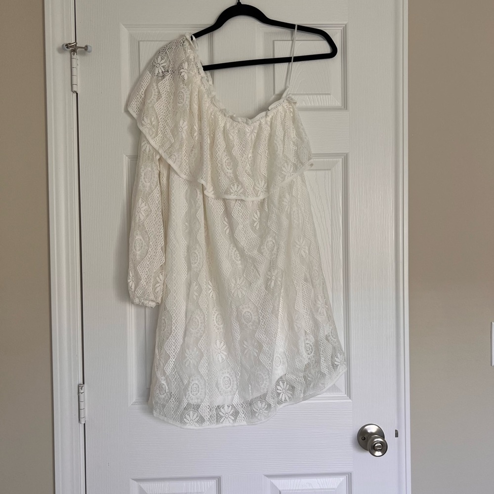 BNWT Off The Shoulder Lace Dress - Picture 1 of 3